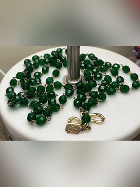 Eric  Beamon Emerald Green Faceted Crystal Necklace vintage EUC